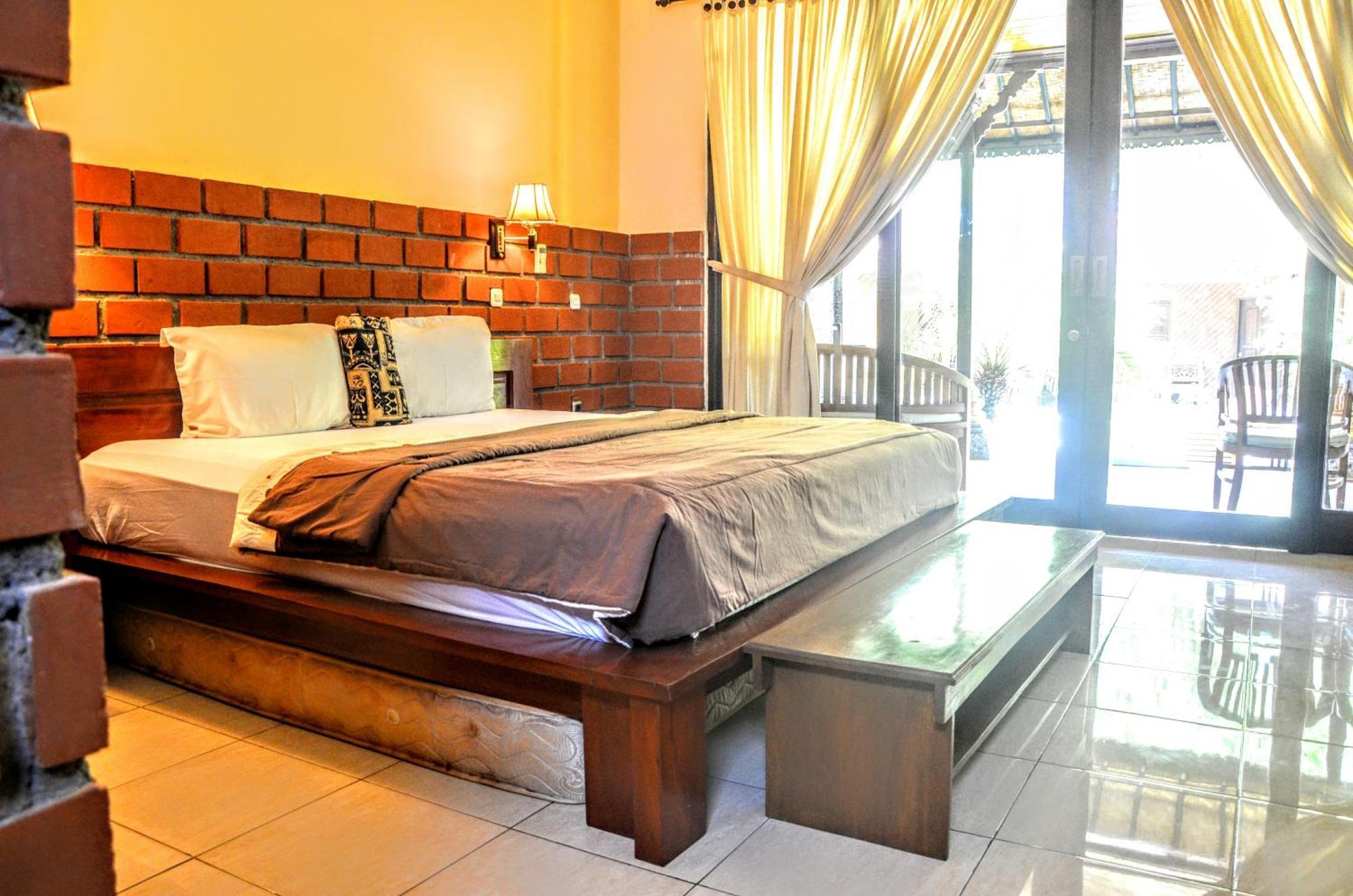 Padangbai Beach Homestay Экстерьер фото